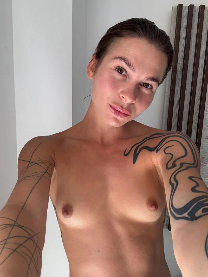 Thumbnail Men, would you suck my tits or are they just too tiny by Whanikari