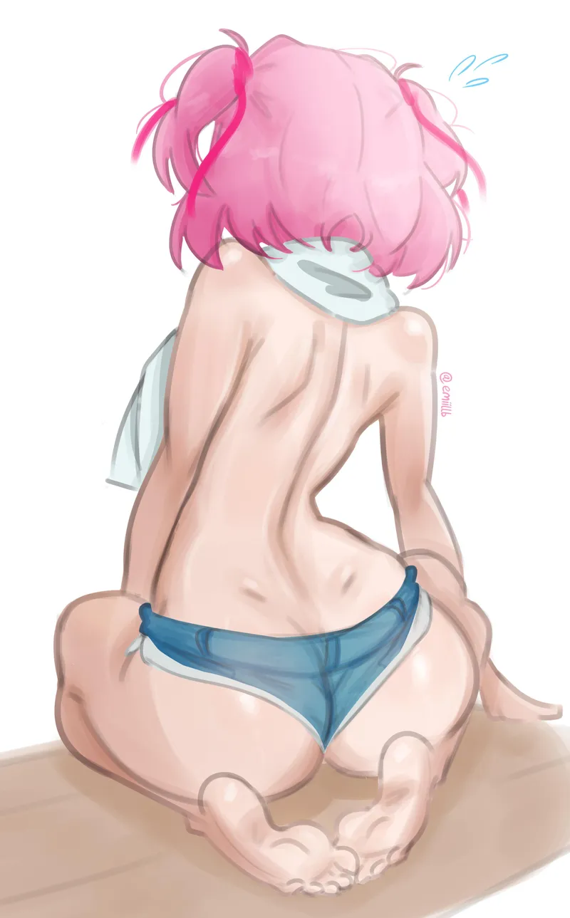 Thumbnail Back View of Natsuki - Natsuki’s back [emiillb] by Ok_Path_8969