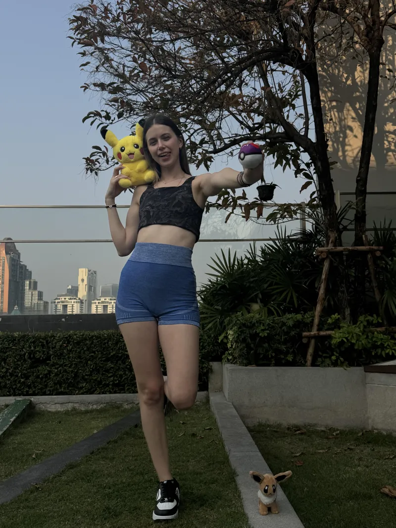 Thumbnail Dianalittlenerd Blends Pokemon and Croptops