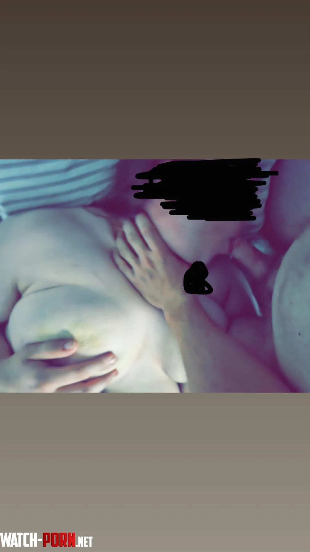 Daddy’s going to eat my pussy while I read your comments 😘 30(m) 27(f) by cplnxtdoor4532