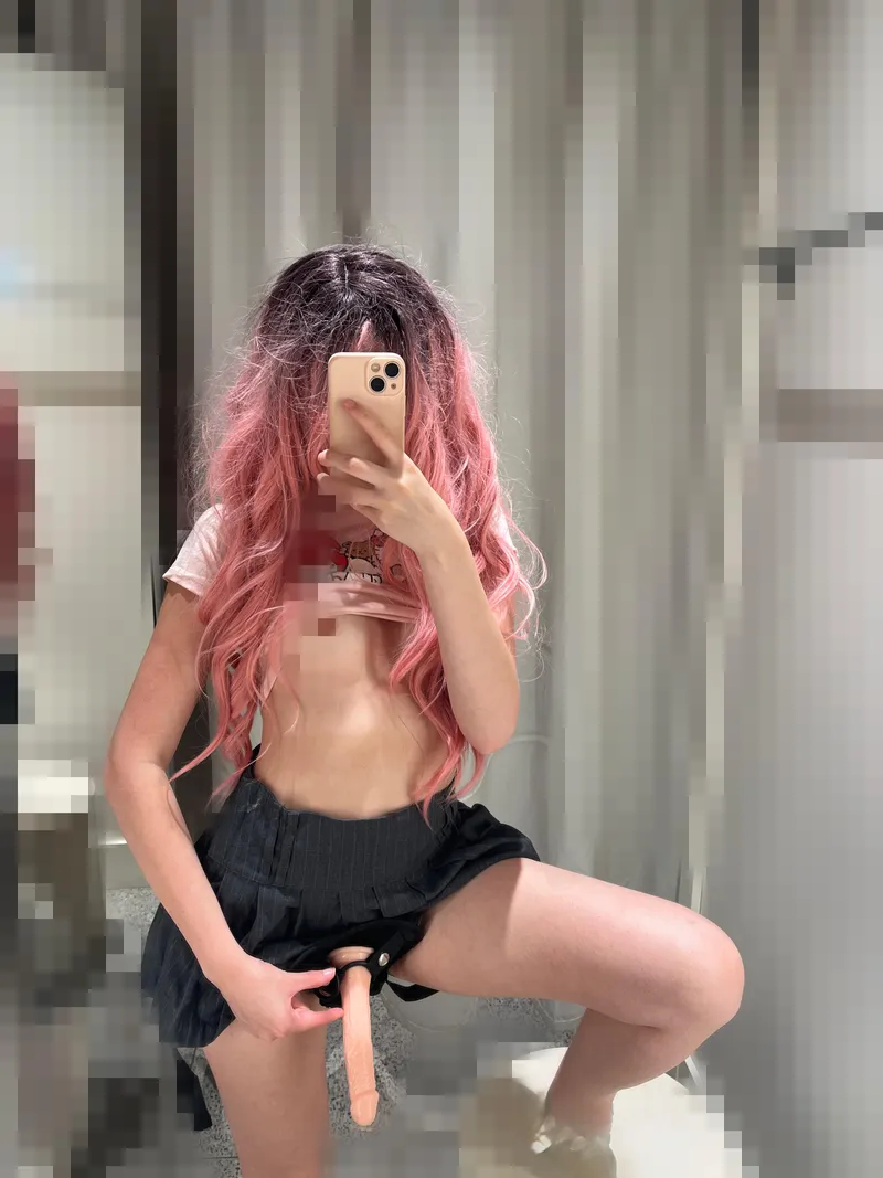 Thumbnail PinkDollmie's Strap Secrets: Master the Art of Control