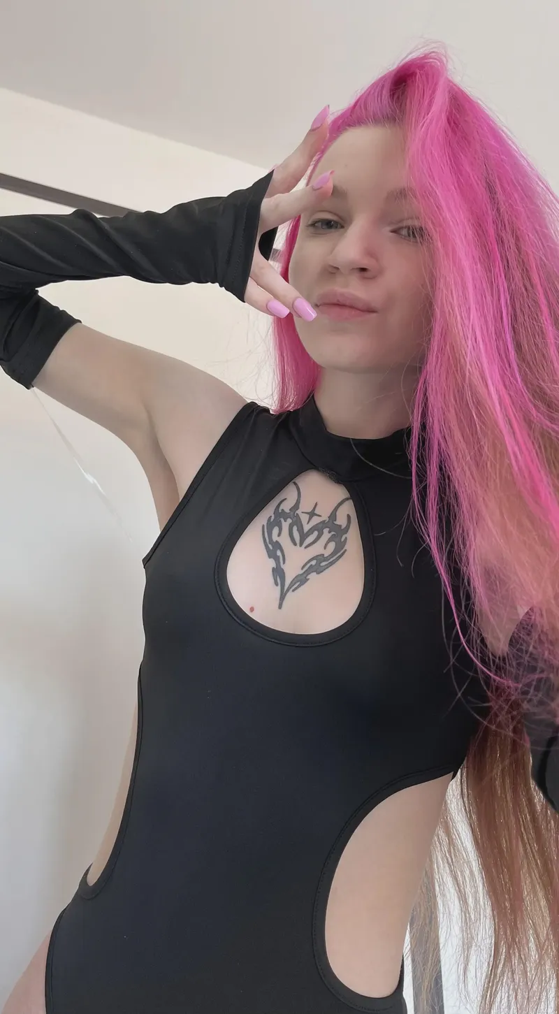 Thumbnail my pale face looks perfect in bodysuit by CosmicGlimpse