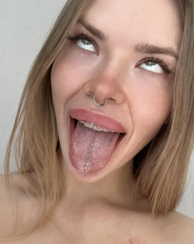 Thumbnail Street_Astronaut4476's Mysterious Ahegao Persona: Who Is She?