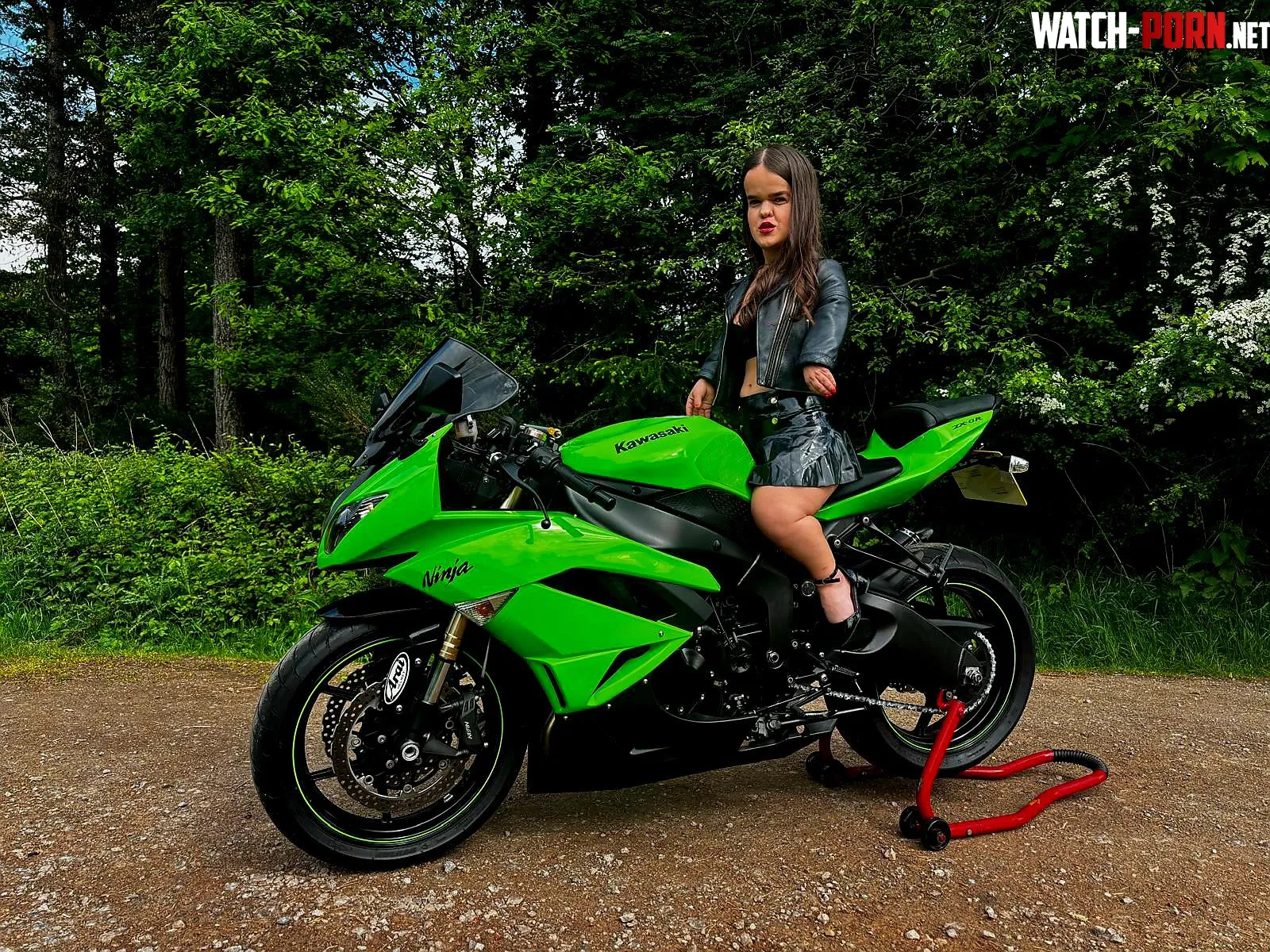 Let's go for a ride by Dwarfglamourmodel