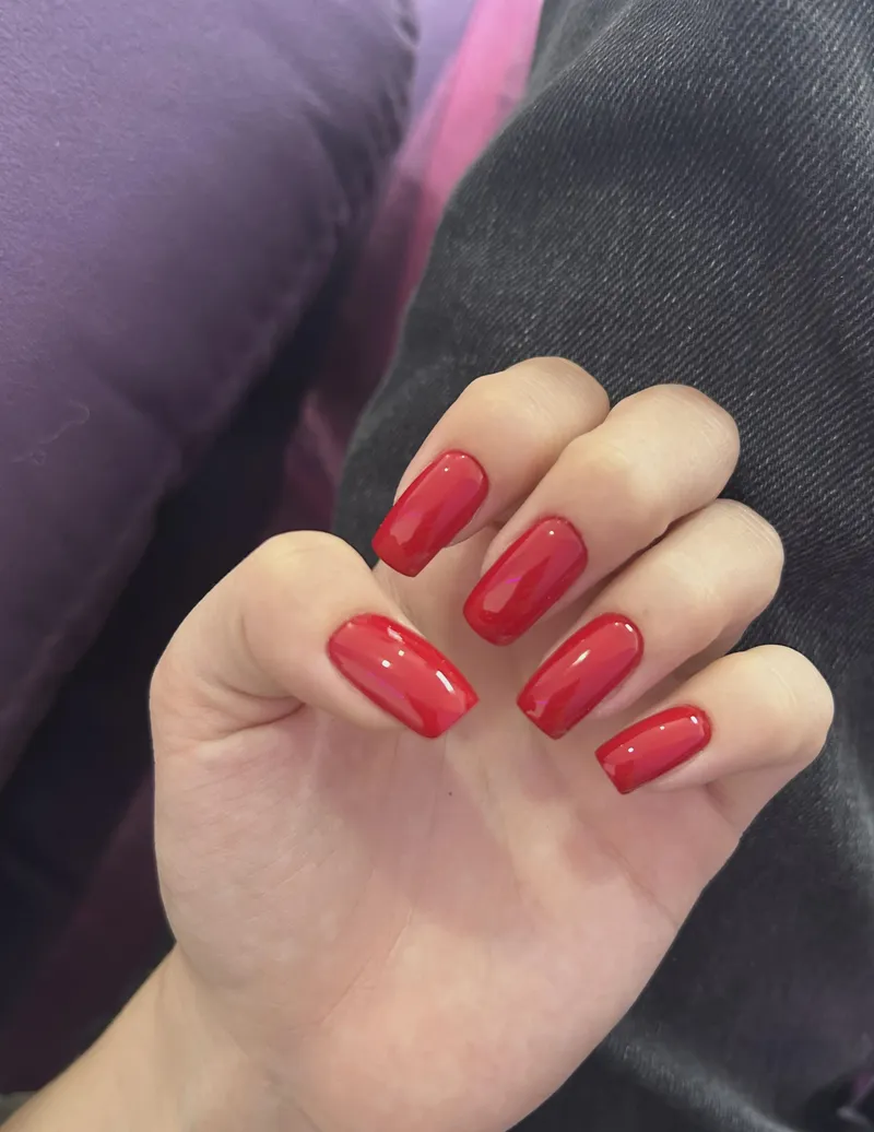 Thumbnail I think red is the winning color by Lovely__Angell