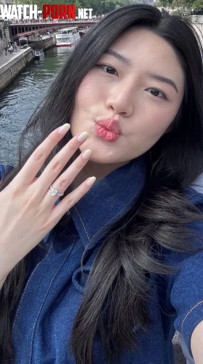 😘😘 big lips by LipLoverXO