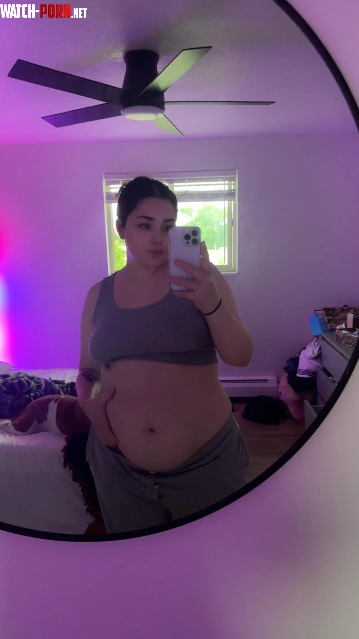 My cute lil belly hang is coming on nicely xoxo by curvychloe1