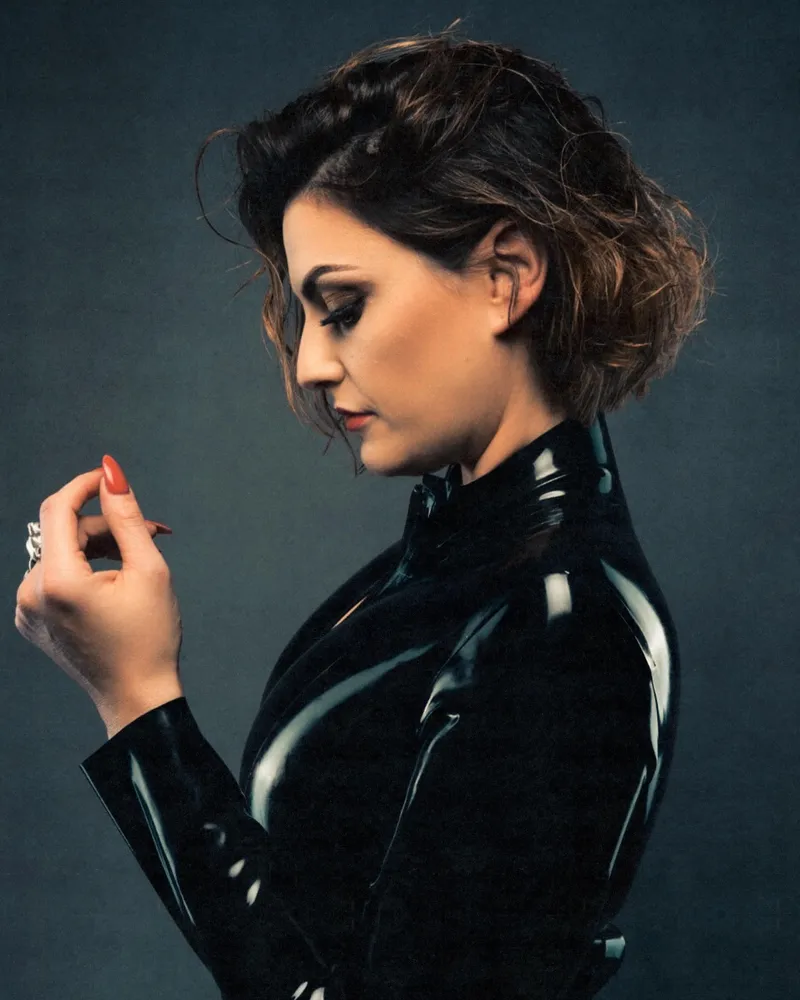 Thumbnail Shiny Sensations: Loving Latex Feel by countessDia in ShinyPorn