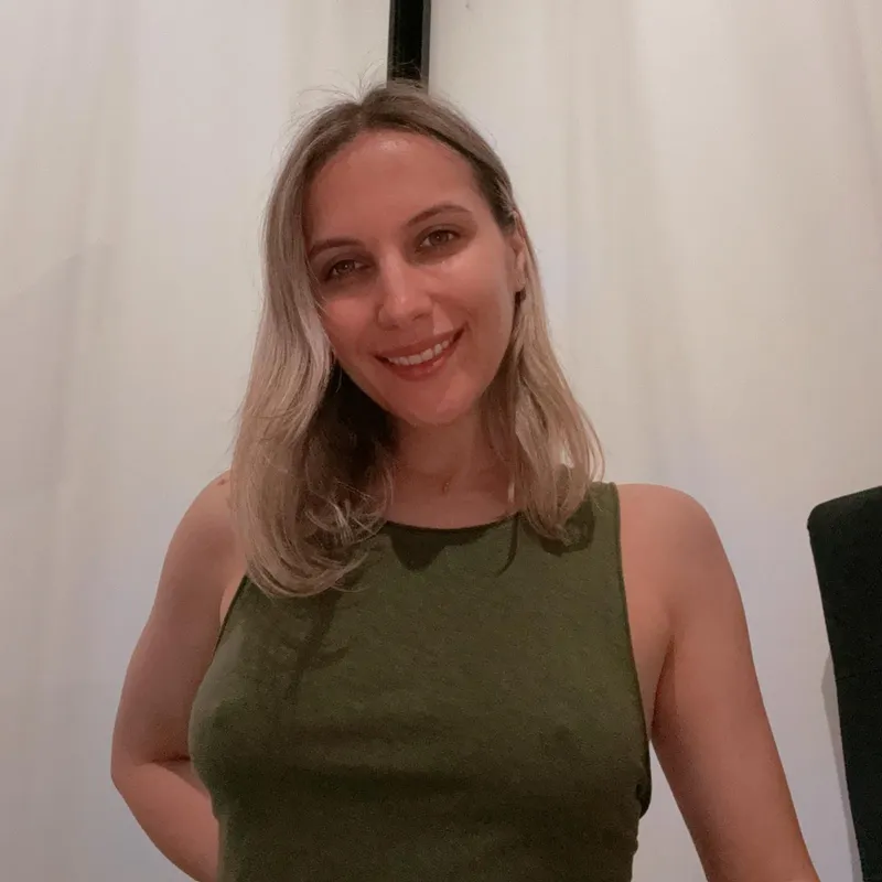 Thumbnail verove95 embraces 'Always no bra at home' lifestyle insights | Pokies