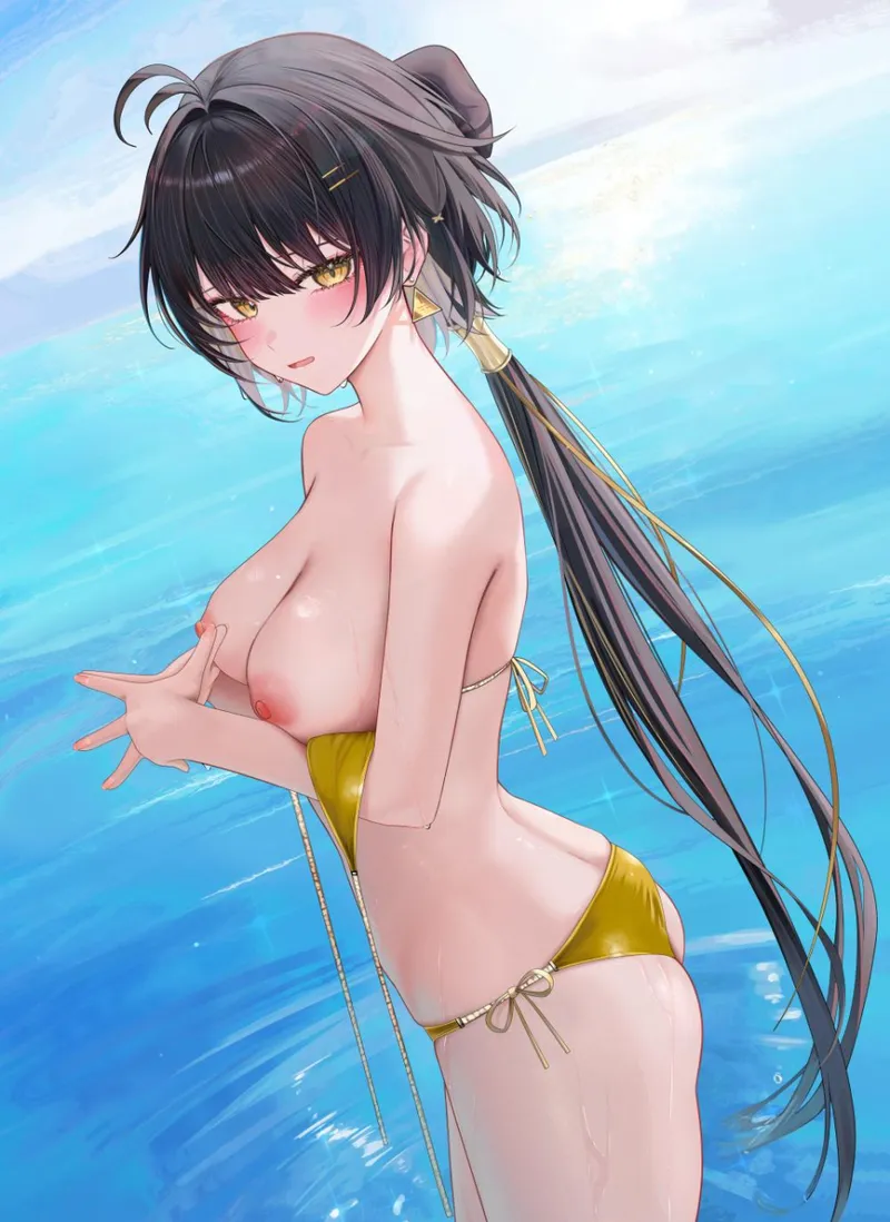 Thumbnail Tanished-Bull119's Golden Bikini Glam