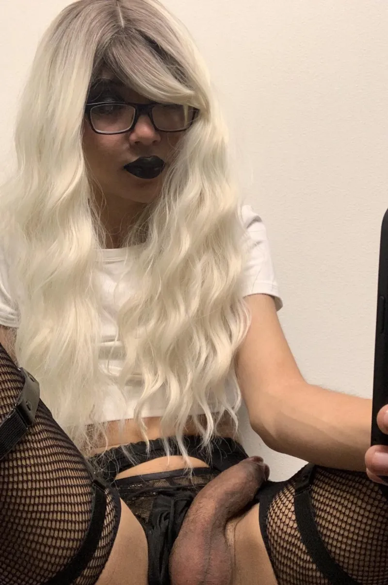 Thumbnail Revealing My Secret as a Sissy Slut to My Girlfriend | Emergency-Age-3977