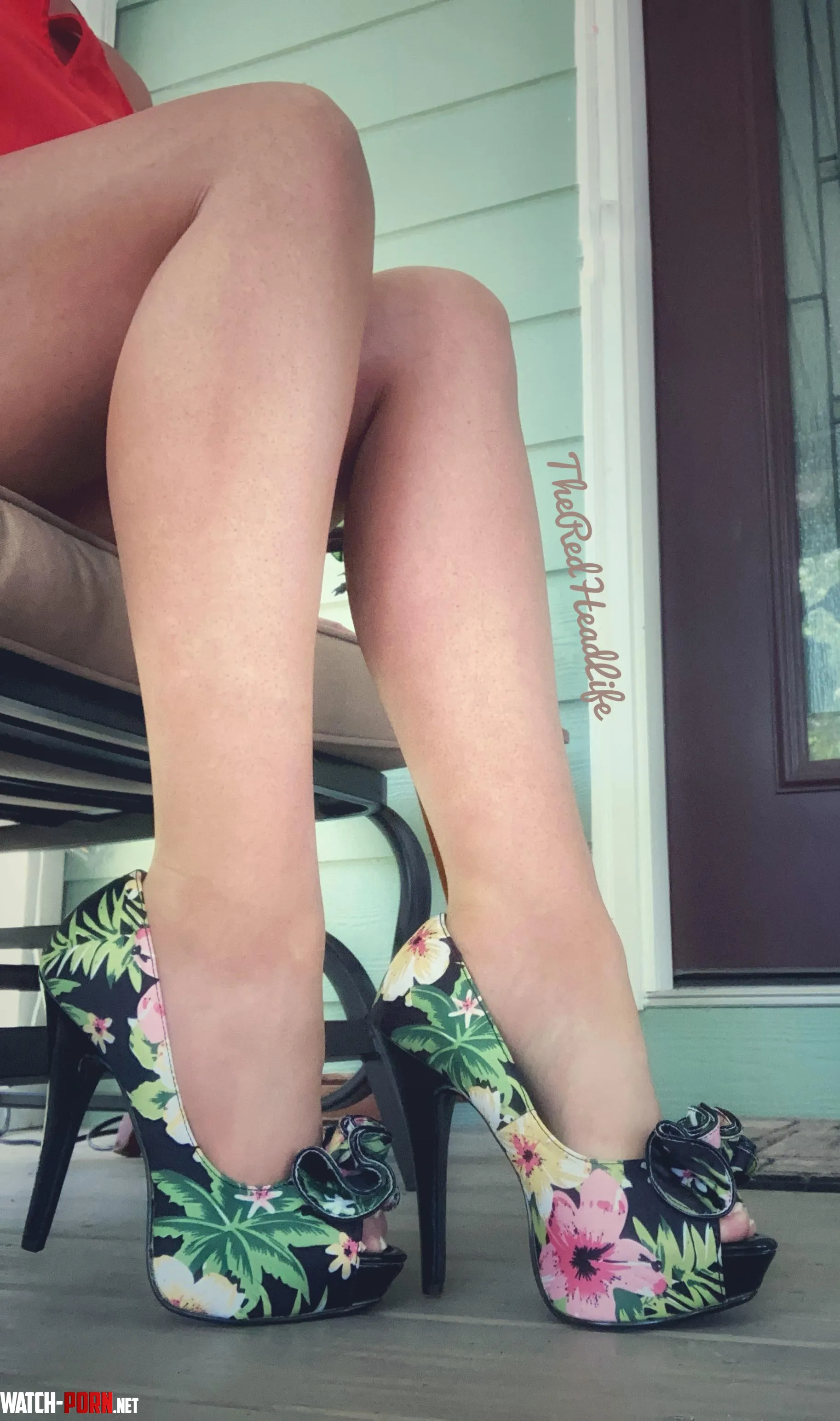 Beautifully sheer pantyhose🌺 by Theredheadlife