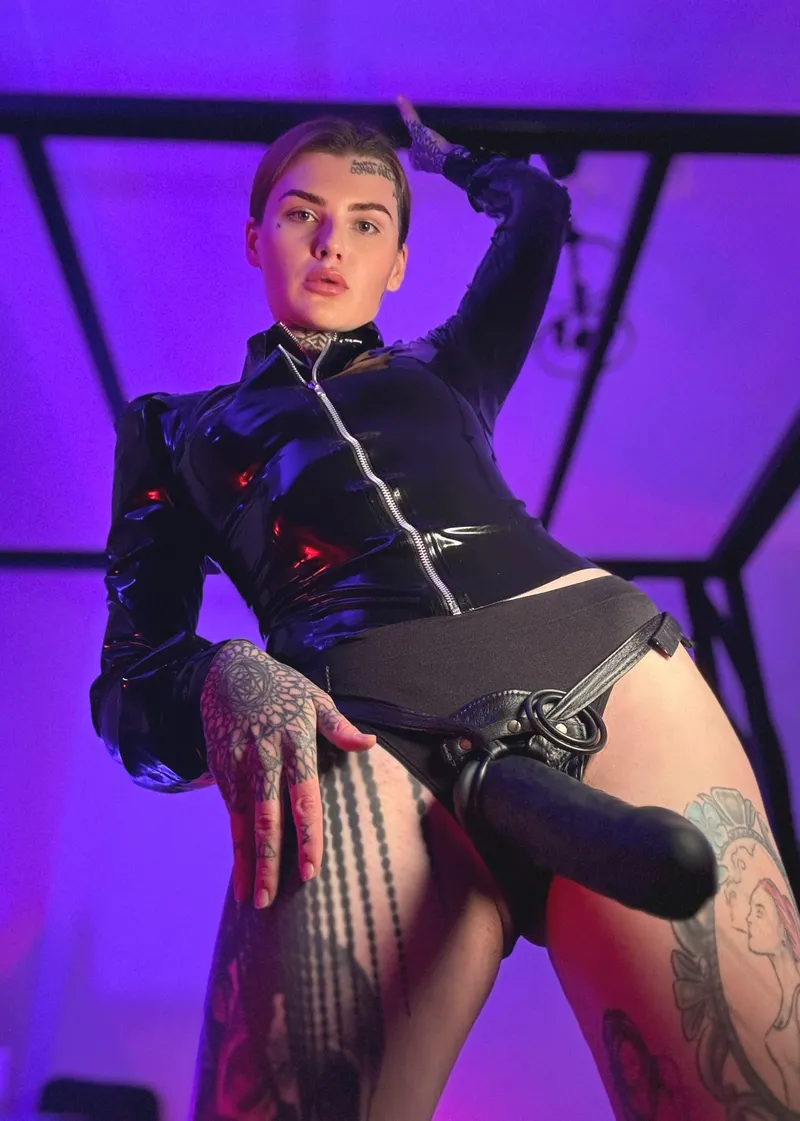 Thumbnail Pleasing Your Mistress: A Guide to Being a Good Boy | Important_Roll_7188
