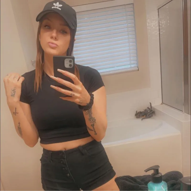 Thumbnail Gym look today: part athlete, part trouble by vanilacupcake2