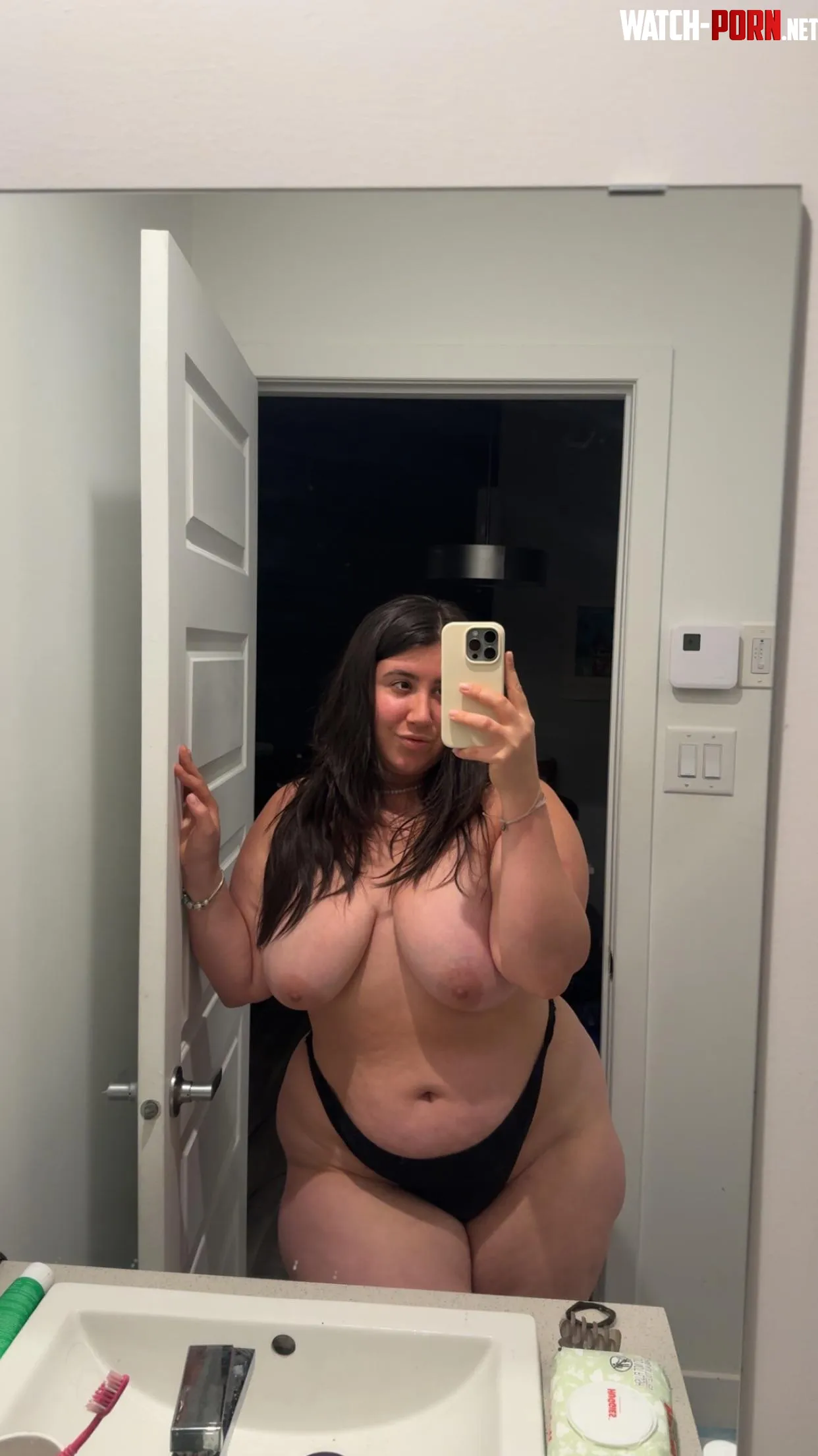 Fuck me in front of this mirror by Alessbabe8