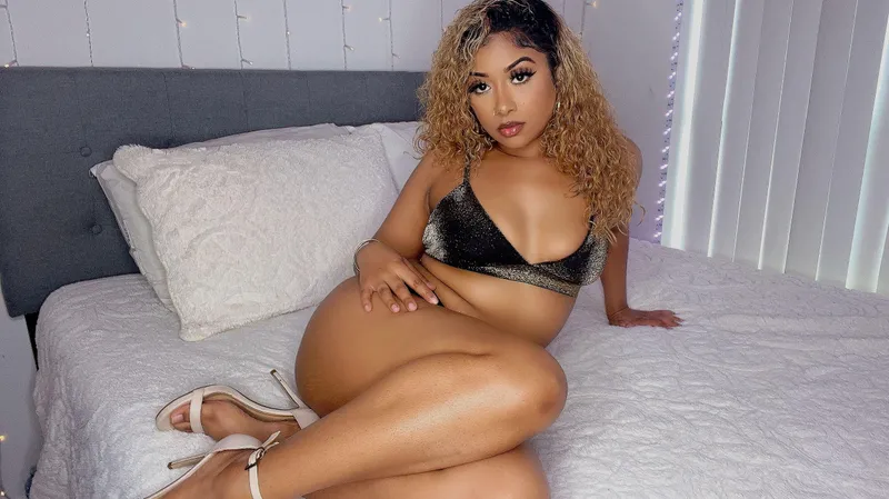 Thumbnail boujielilthang Stirs Curiosity with HotBlackChicks Collection