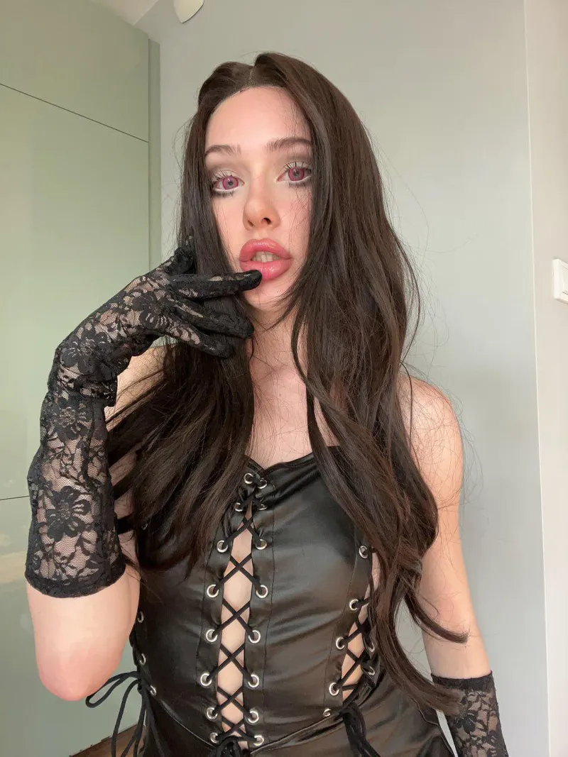 Thumbnail Irresistible Outfits: My All-Leather Look by MoonSavageDaughter