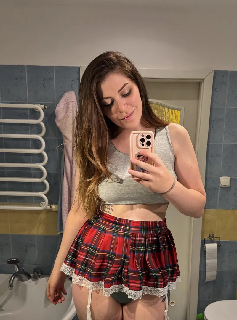 Thumbnail Fits nice with the skirt too by Juli_moon_official