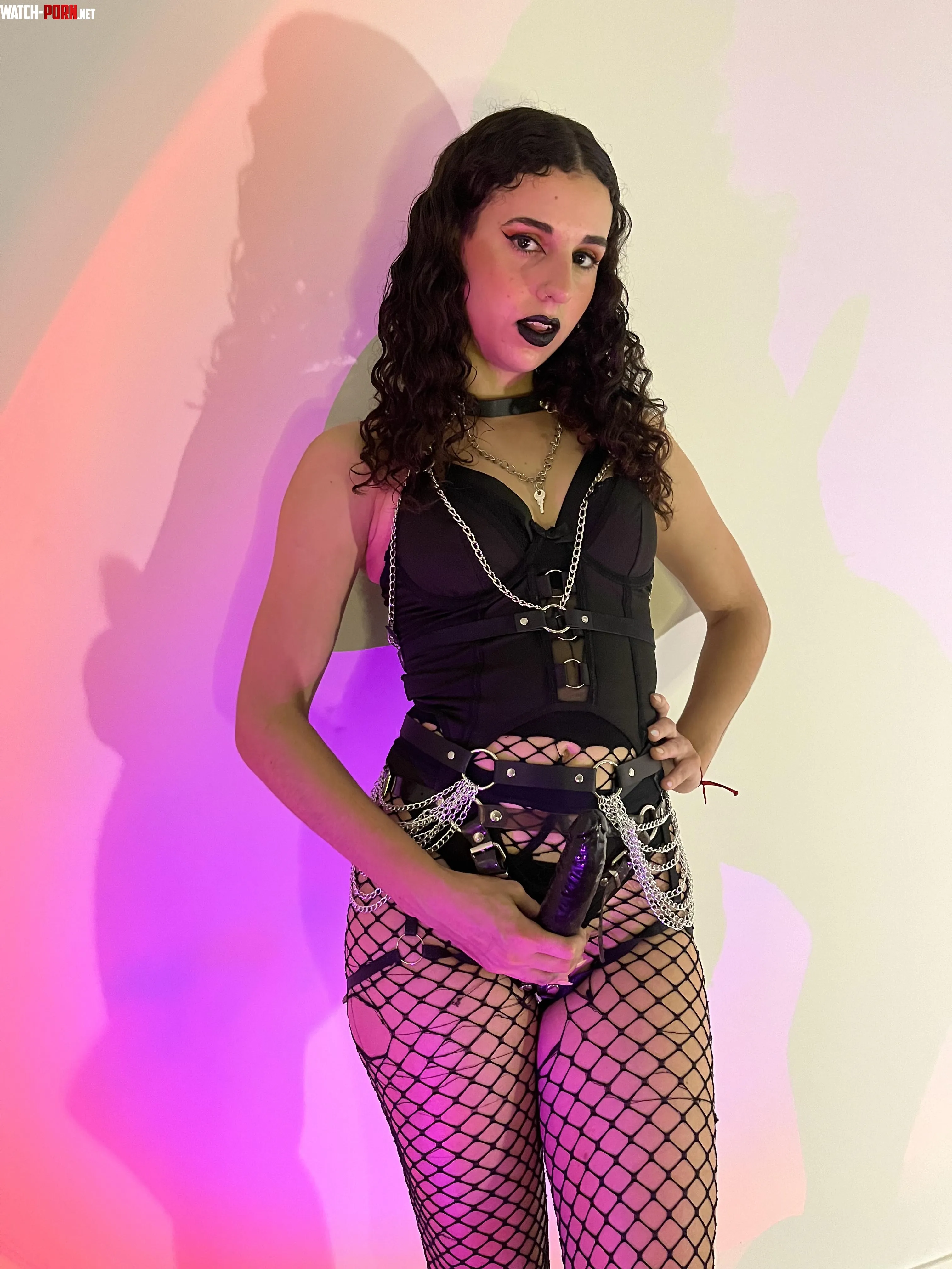 On your knees. My toy’s got more authority than you ever will. by sexsirenbae
