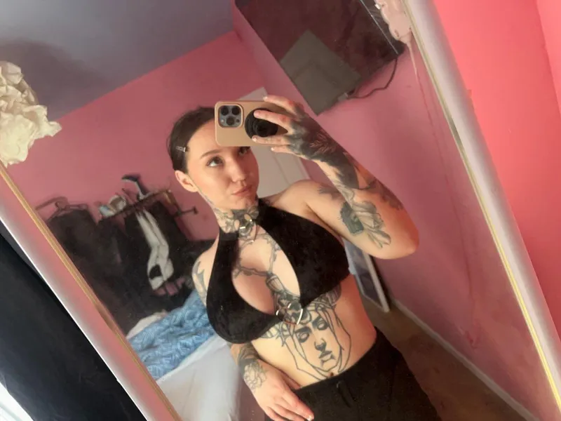 Thumbnail Snapped It for the Mirror, Posted It for You by macabremochi | Adorable_Girls