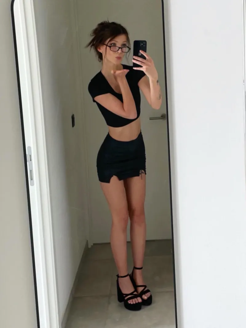 Thumbnail Who Wants a Kissy? By IvyNash | tightdresses