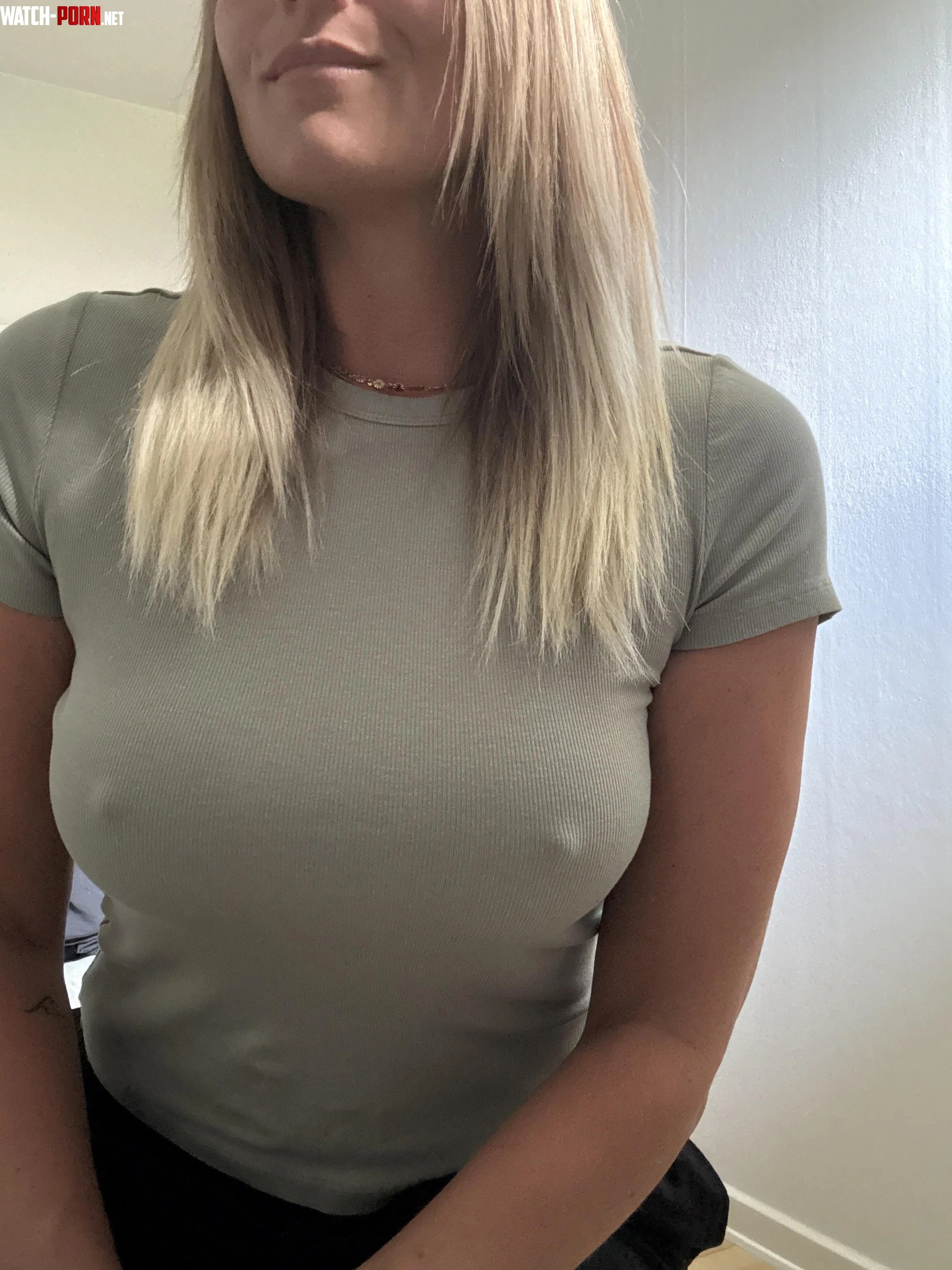 36yo love being braless by AriaAngel88