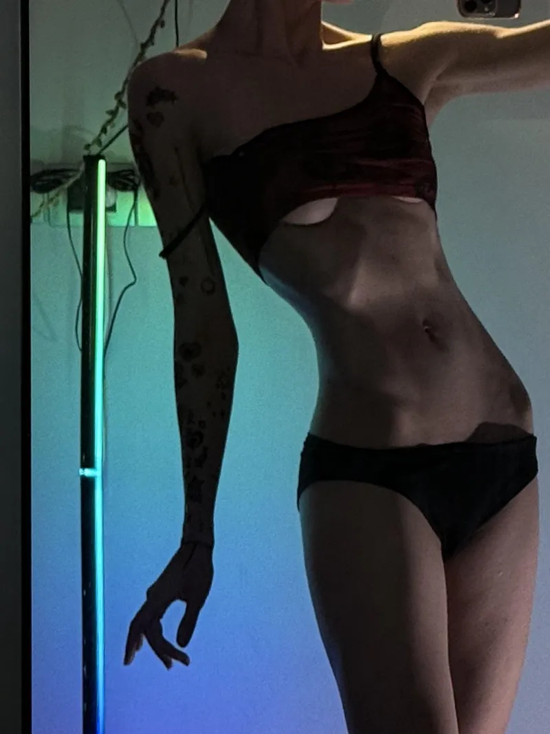 Thumbnail Evening Vibes and Underboob Charm with kawaiiipunk