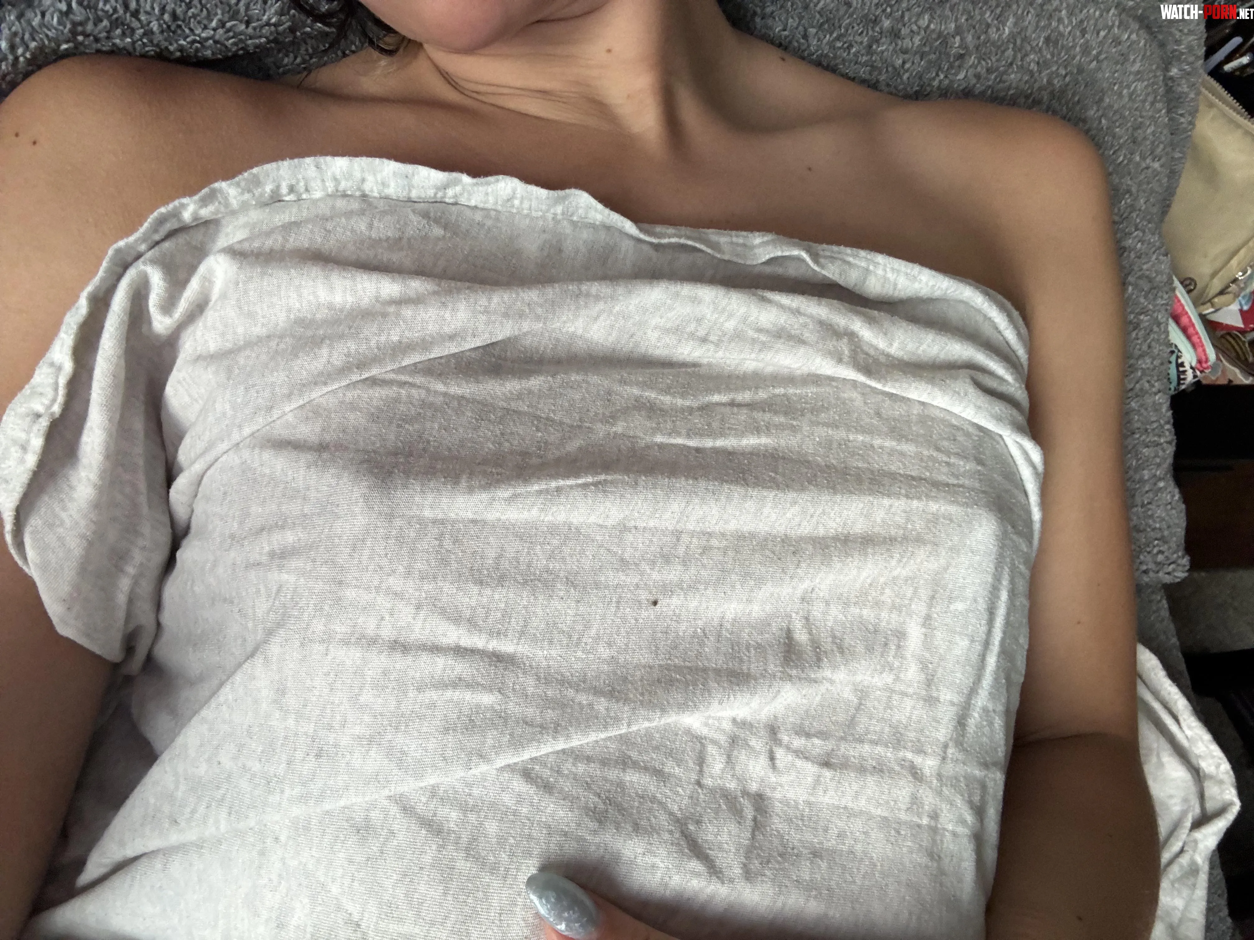 I <3 sleeping naked by willowwwm