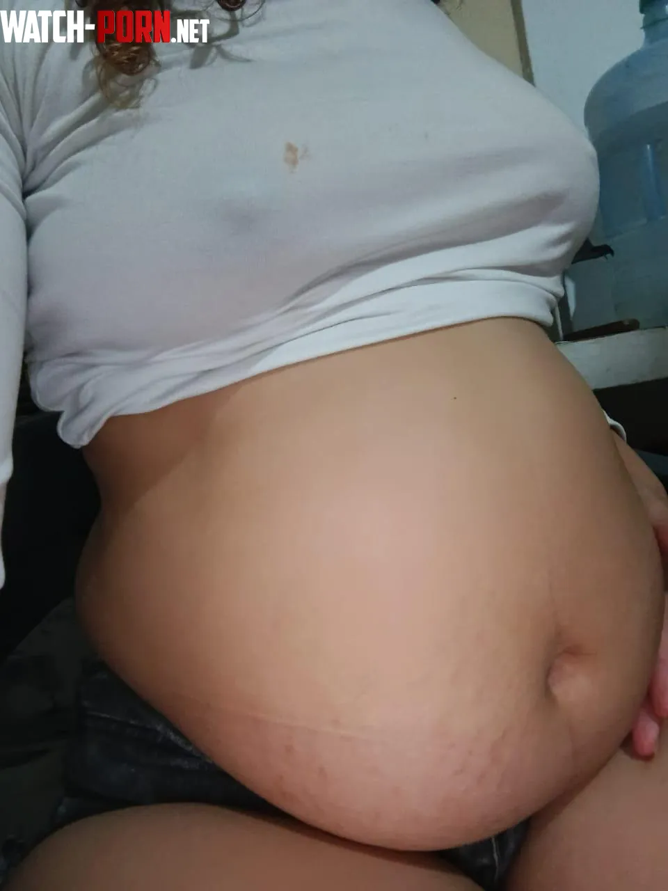 Pregnant and horny by akmv1312