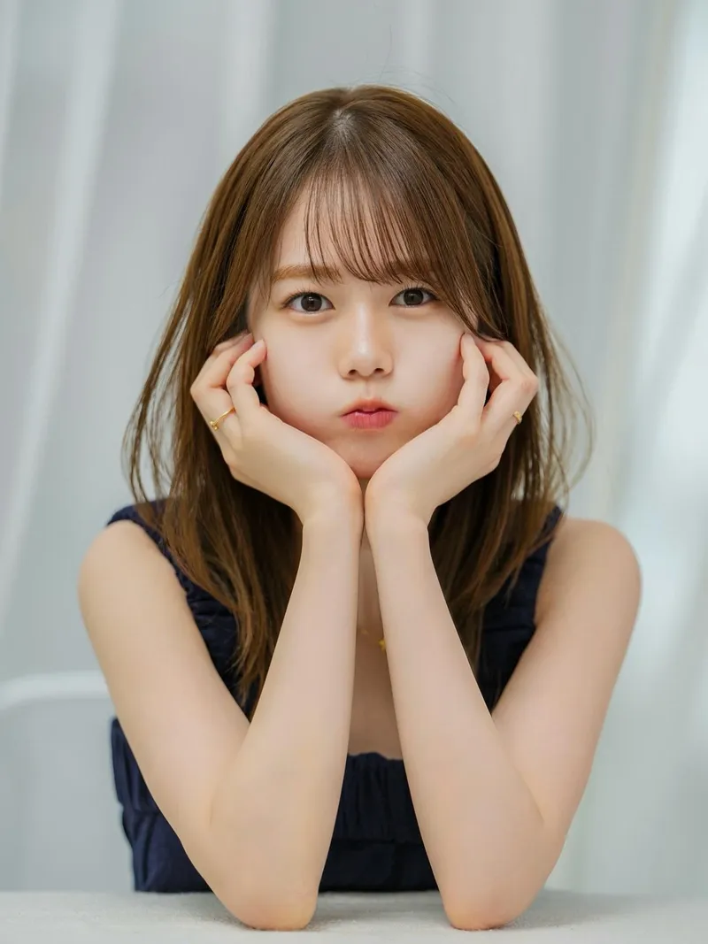 Thumbnail yuuki-ichinose Spotlights Aoi Kawaguchi's Gravure Allure