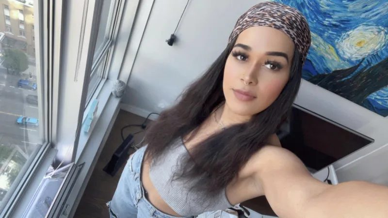 Thumbnail Celebrating Diversity: Black x White Mixed Heritage Girls | Beaniebaby999