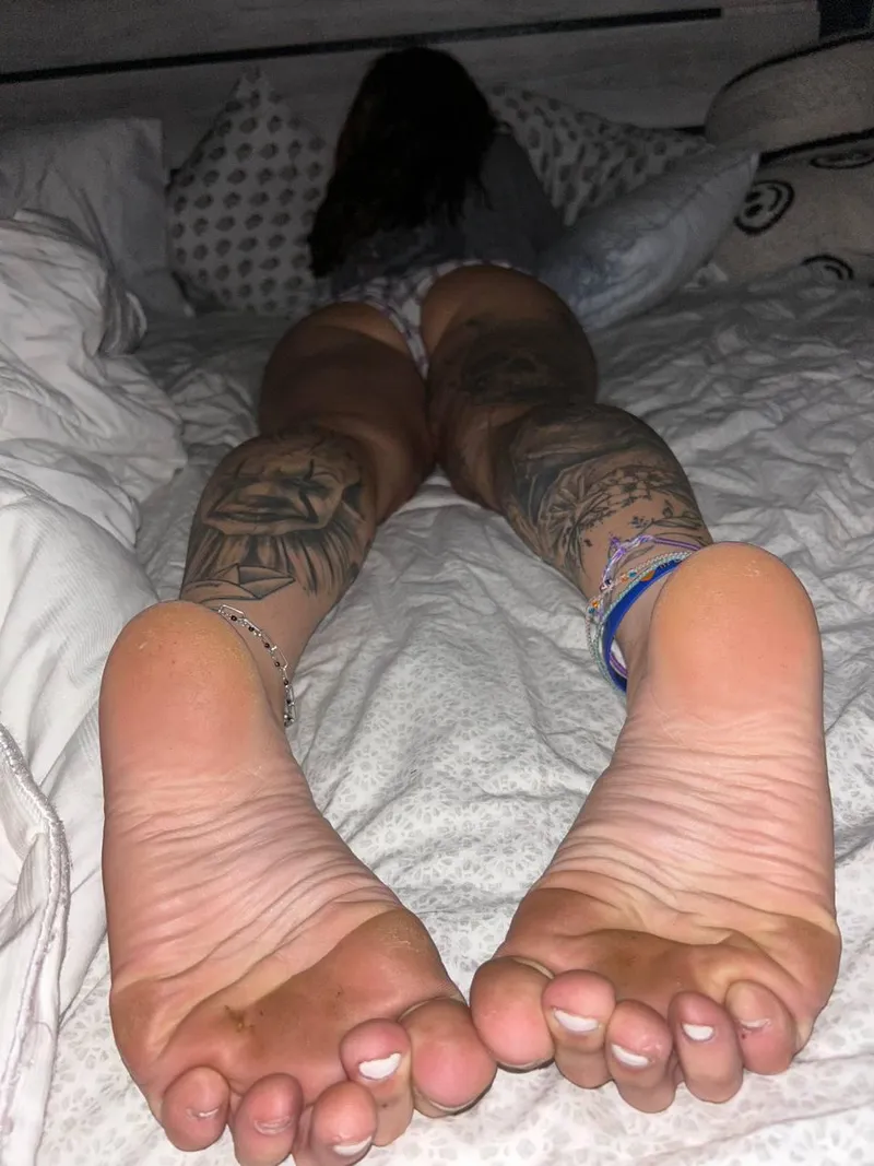 Thumbnail Quackme_124's Beguiling Plea: USE ME Daddy on Slutsofonlyfans