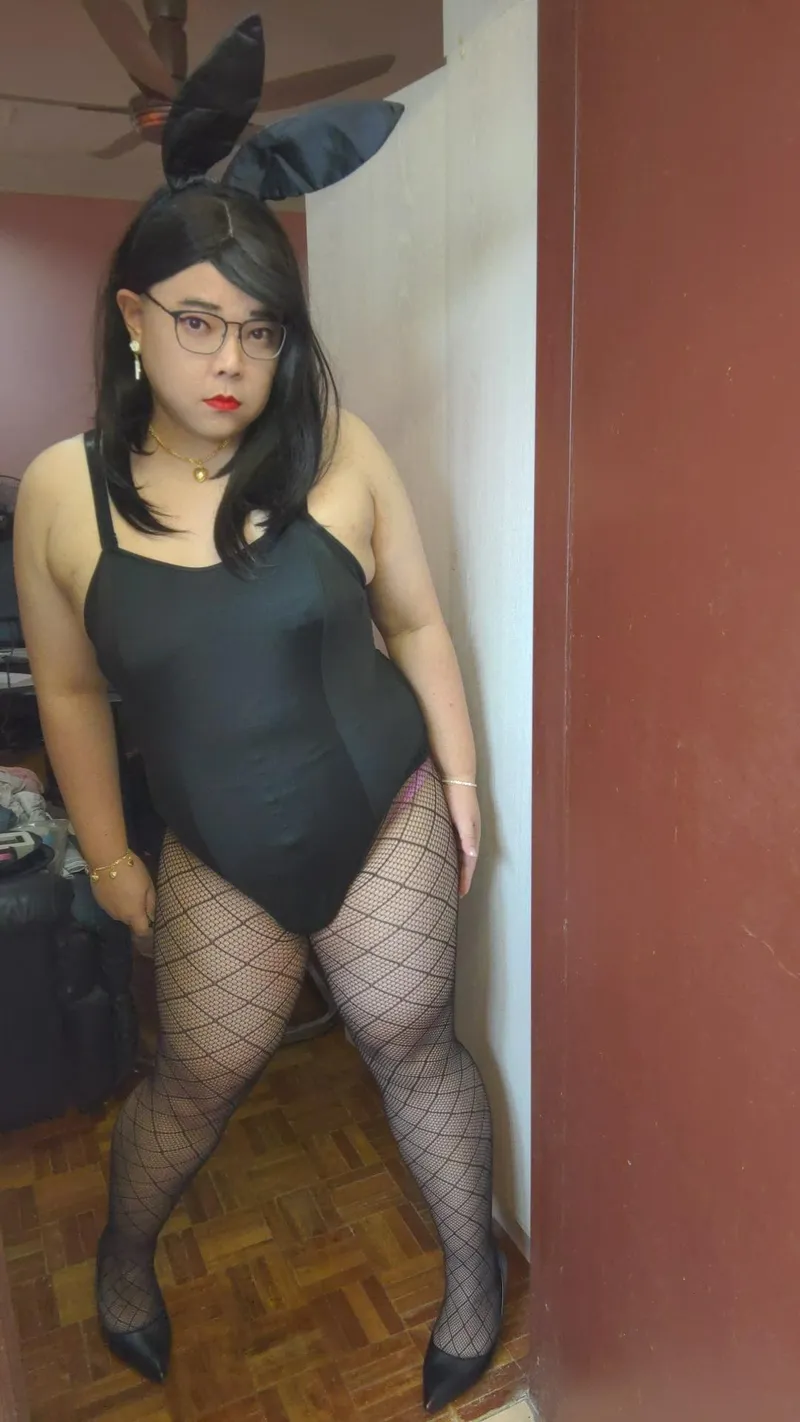 Thumbnail Childhood Dreams Realized: Immerse in the Fantasy with rachelle1990 | asiansissification