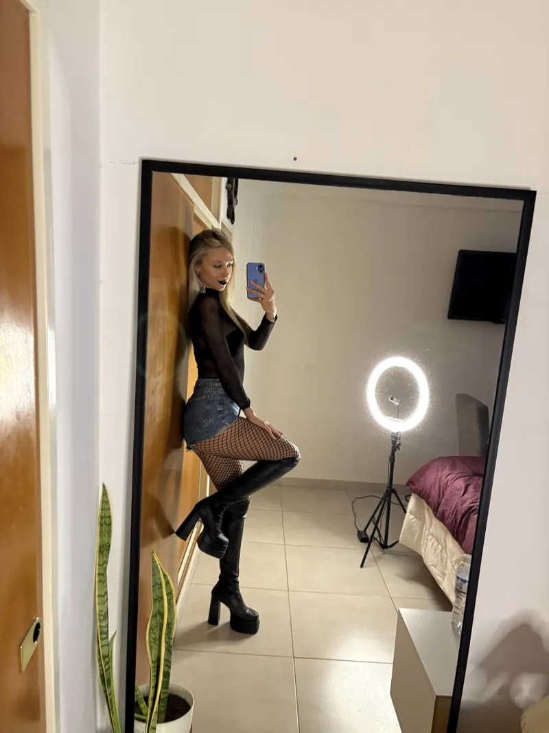 Thumbnail Leather Boot Fashion: Hot or Not? Share Your Thoughts | ninamisgod | LadiesInLeather