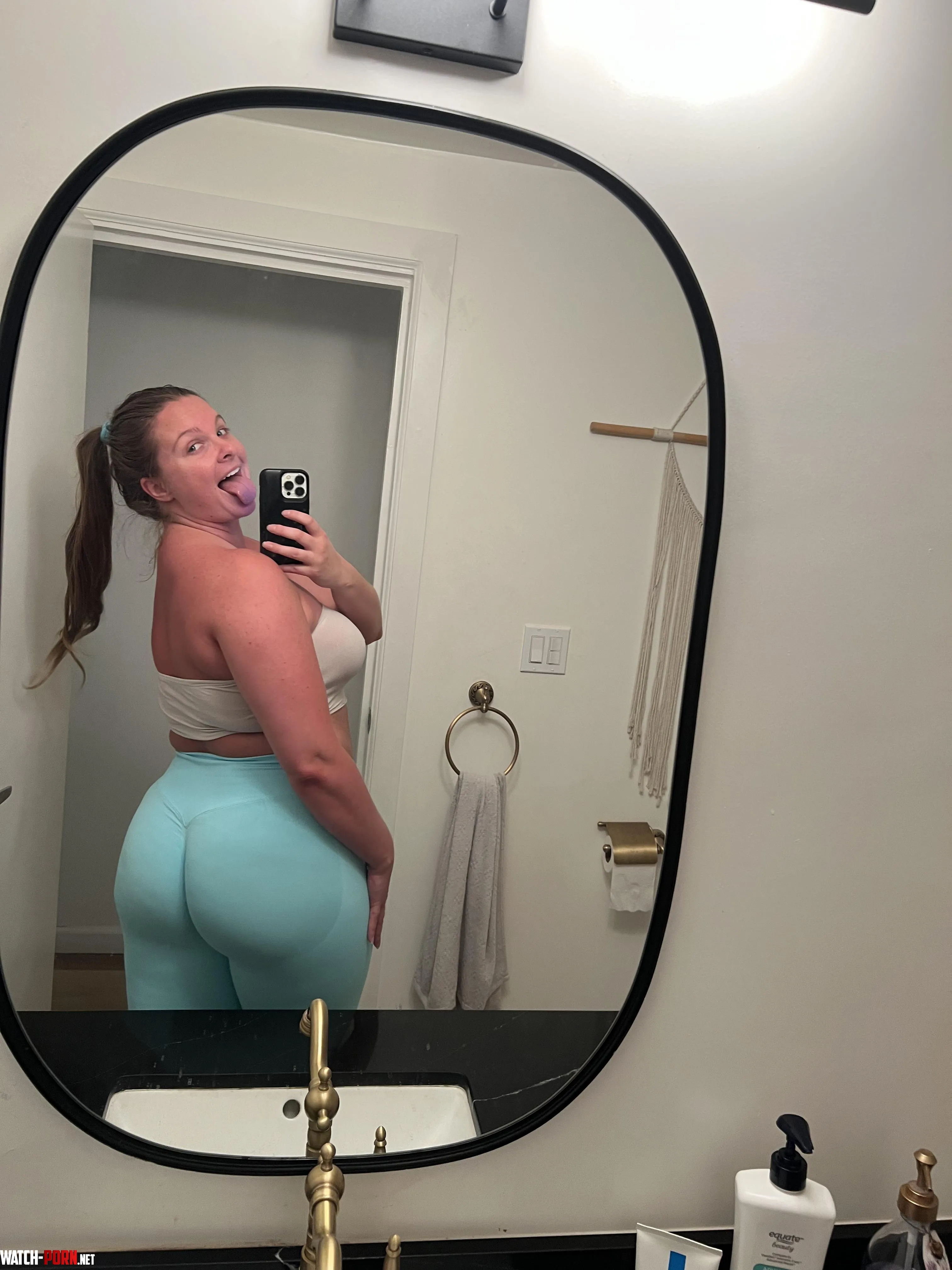 Deeep wedgie by bigduchvip