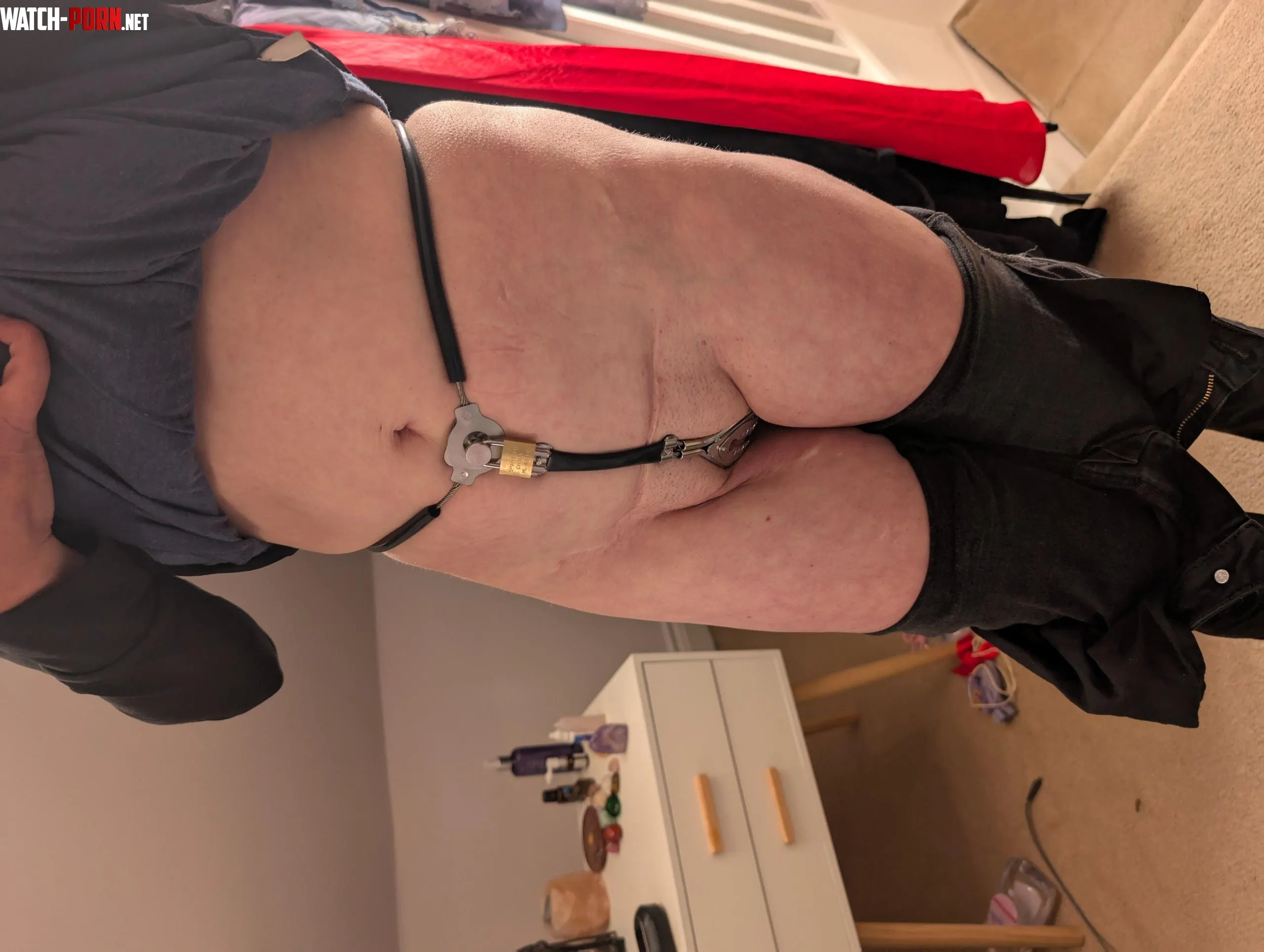 My amazing wife (maryjanelatex) locked up by kingy112
