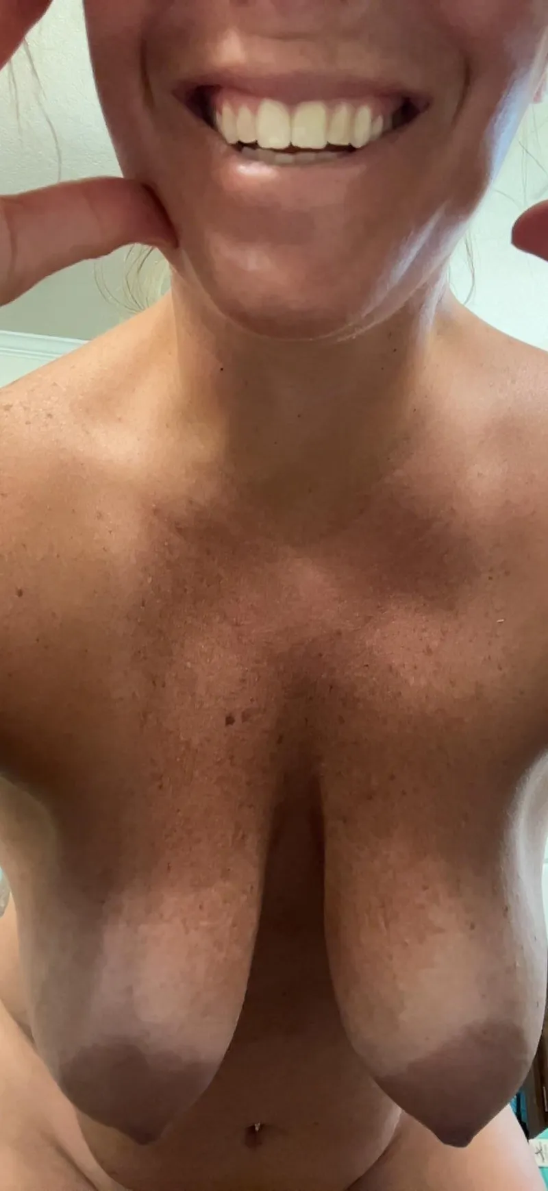 Thumbnail Explore lunchtime screenshots featuring captivating areolas!