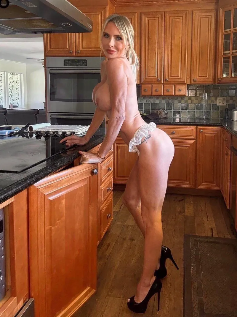 Thumbnail Kitchen Glamour: Long Legs in High Heels by kimboslice-23