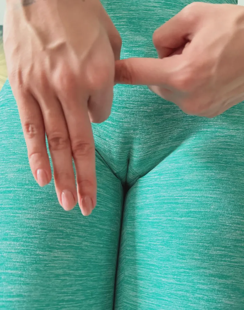 Thumbnail TwinkleFangs' Delight: No Panties, Just Nails Take the Stage