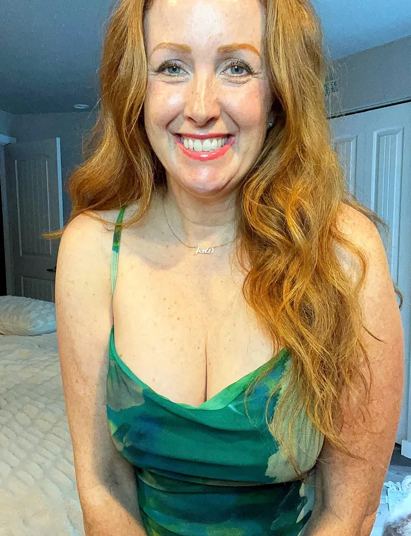 Thumbnail Nursedudz1980's Love for Green Dresses in classygirls