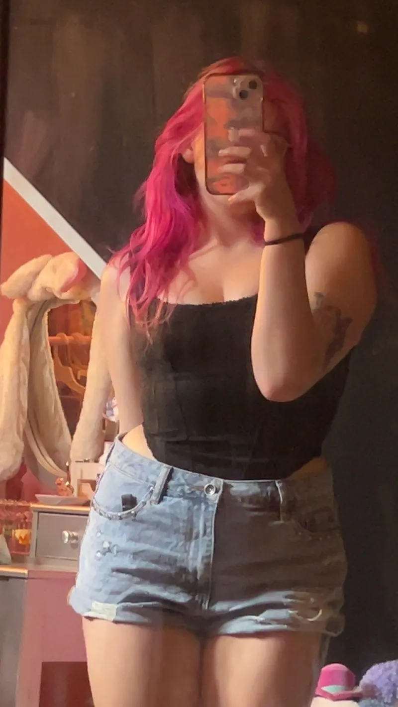 Thumbnail Simplistic Sensuality: thriftedlesbian's Fashion Journey | nsfwoutfits