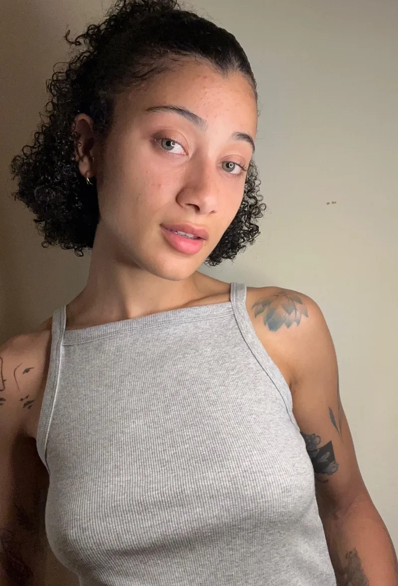 Thumbnail MulberryGlum4991 Unveils the Intriguing Blend: Jamaican and Sicilian in MixedRaceGirls