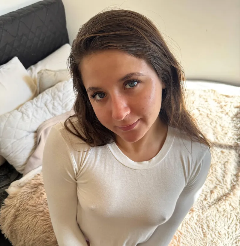 Thumbnail Winter Wardrobe Woes: Lovelivee's Fashion Dilemmas | braless