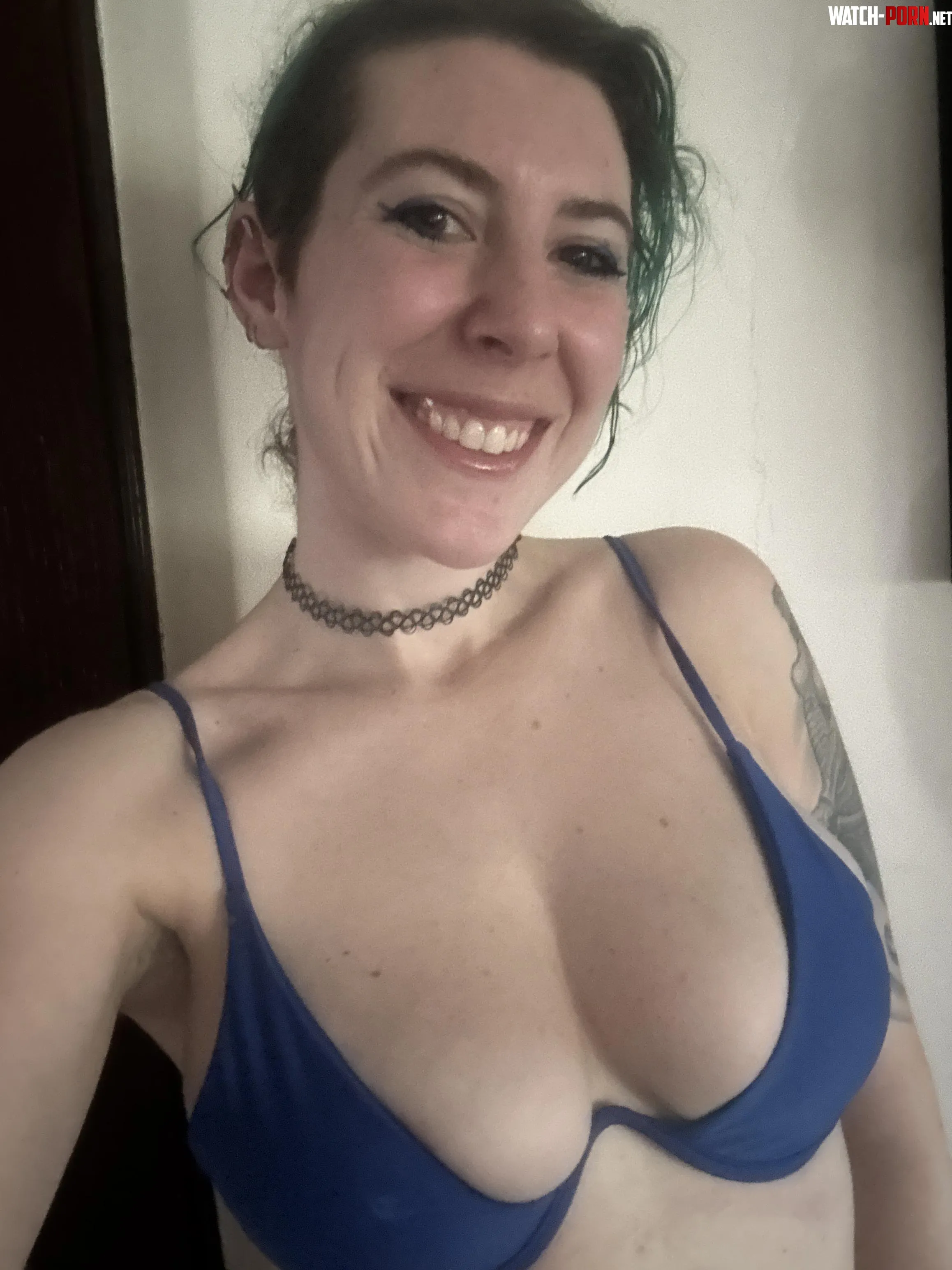 Perfect cleavage by sirenskiss3