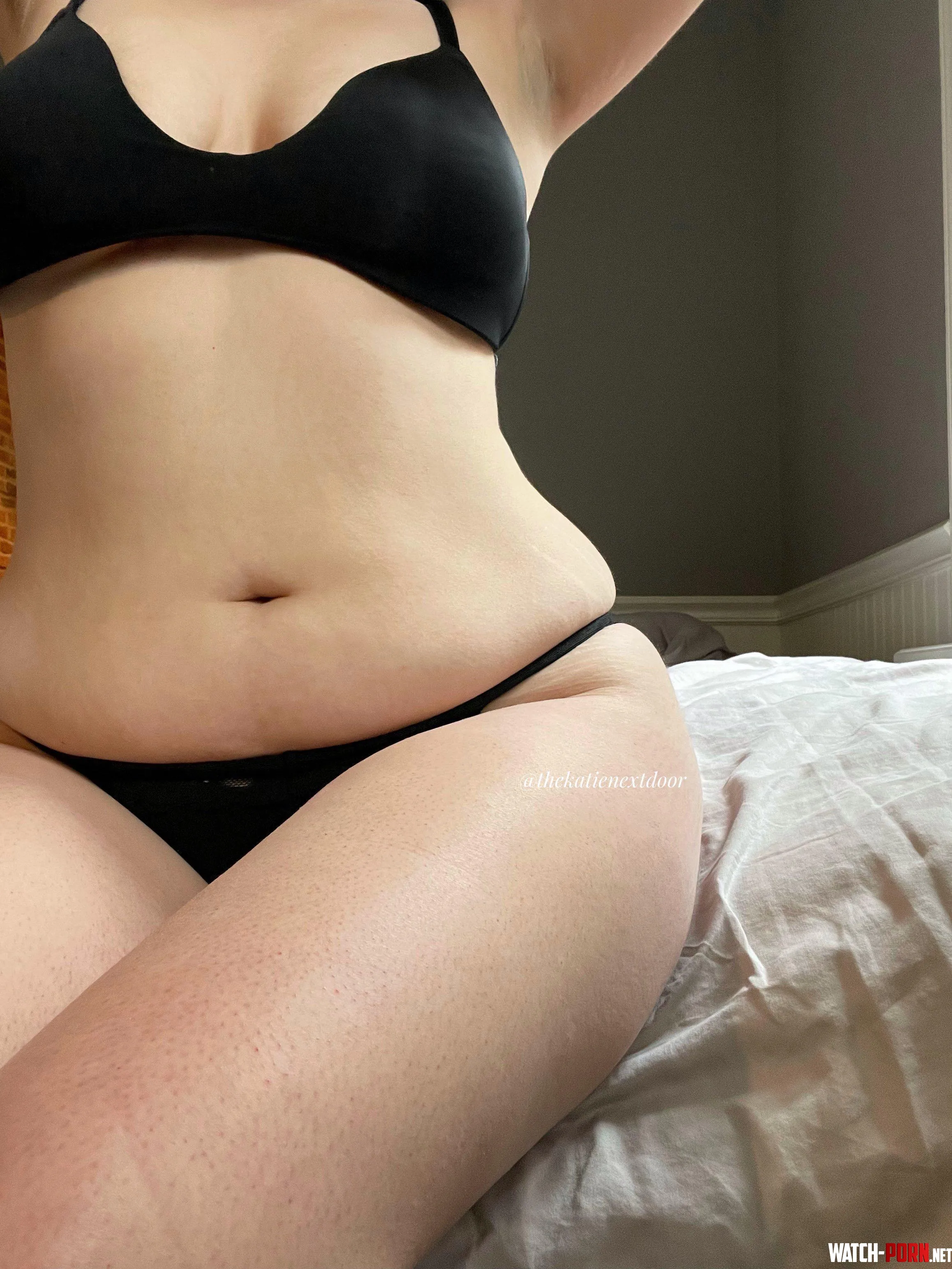 Lots of curves and cute chub 🖤 by KatieTK