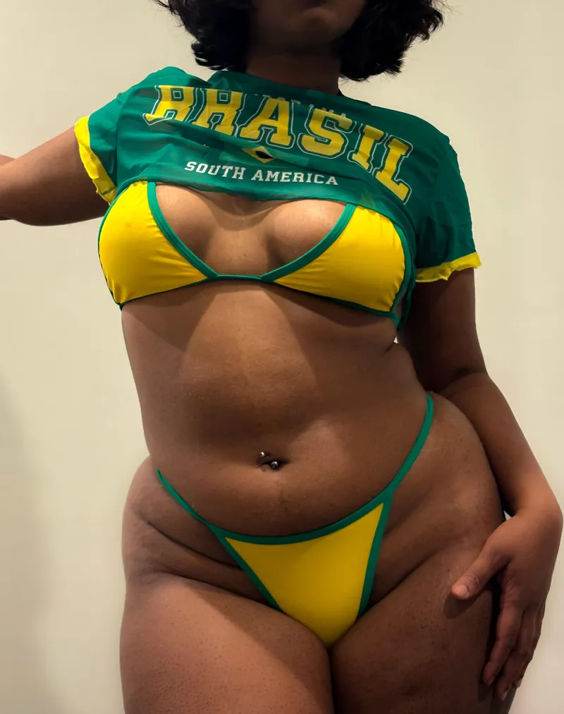 Thumbnail Playful Antics: Indian Girl Who's Good with Balls by heather09_ | IndiansGoneWild