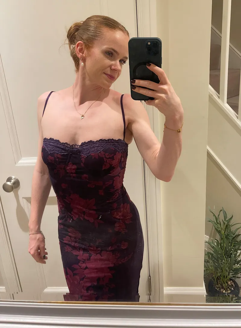Thumbnail Ginger-Gina's Exploration of Purple in the tightdresses Domain