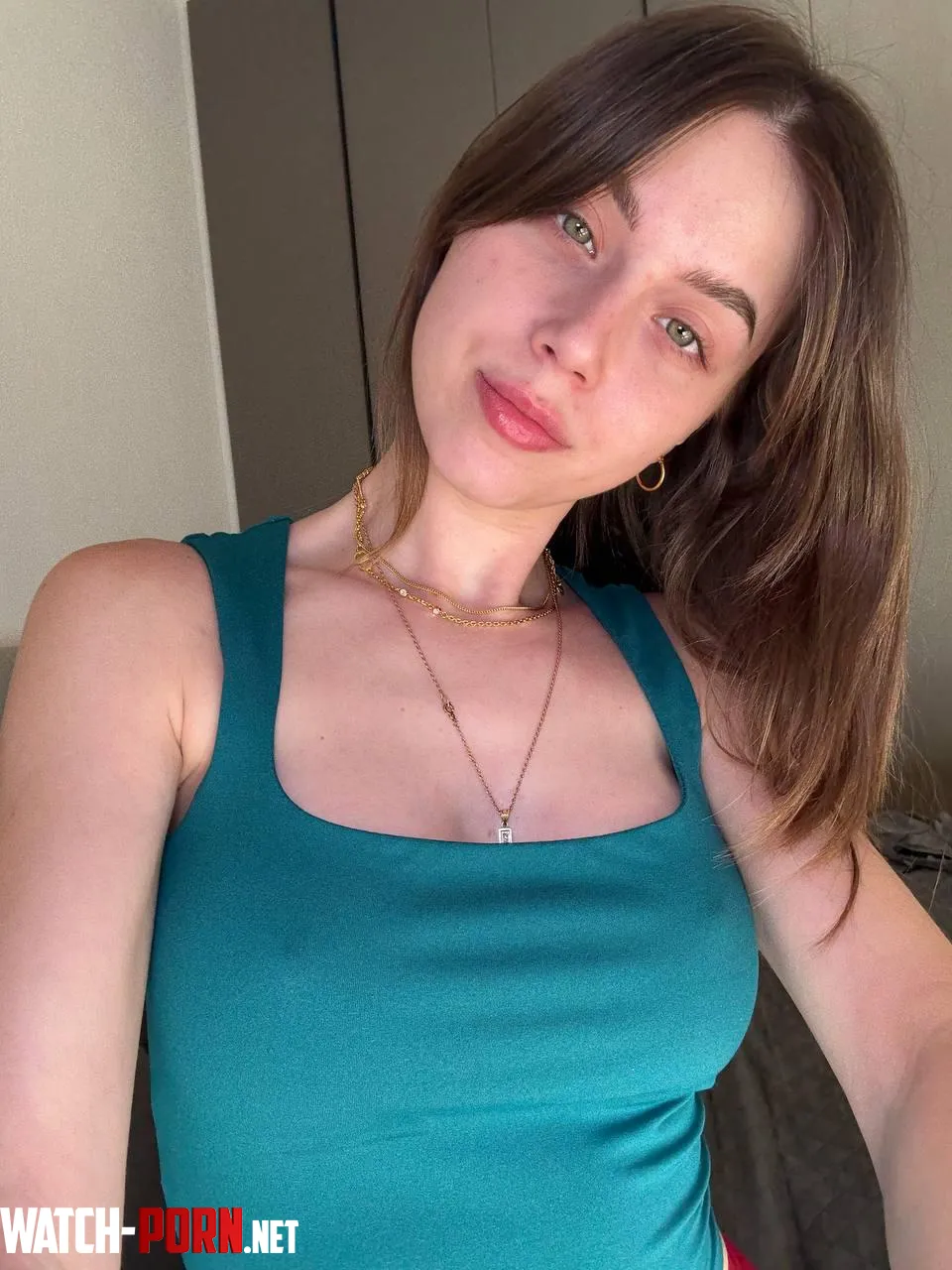 Braless girls are more likely to love you more by CelestialGoldJubilee