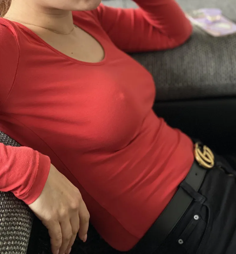 Thumbnail Married & Braless: A Dare by Alone-Alfalfa-5246