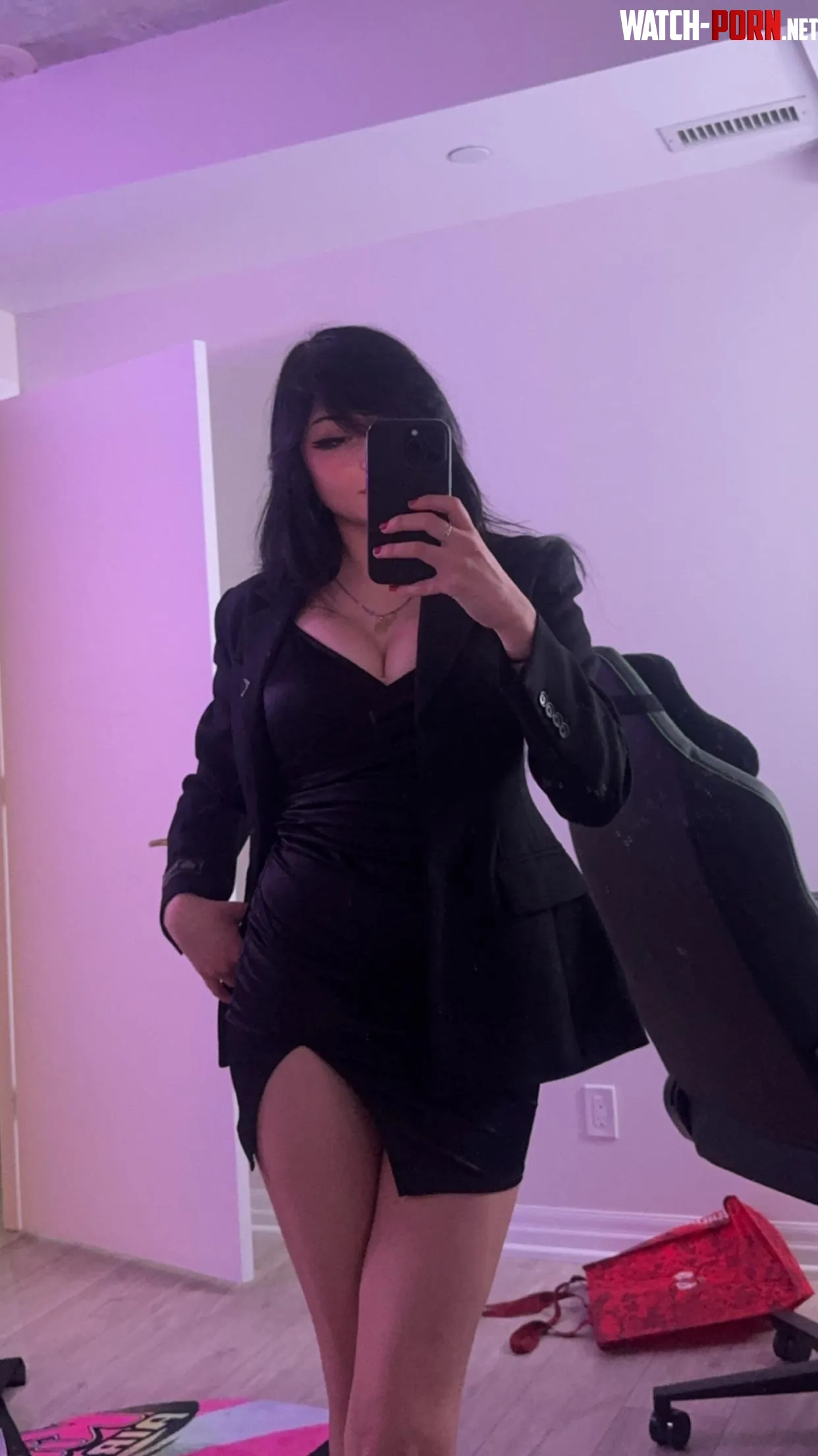 this dress isn’t the only thing that looks wet. by sugarnskies